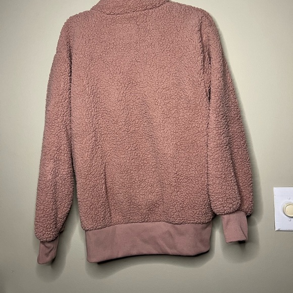 American Eagle mauve Sherpa pullover - Picture 5 of 5